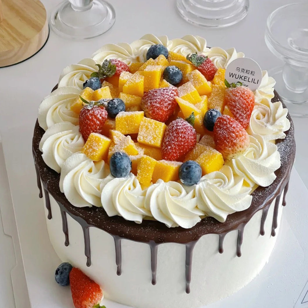 A75 Fruit Design cake