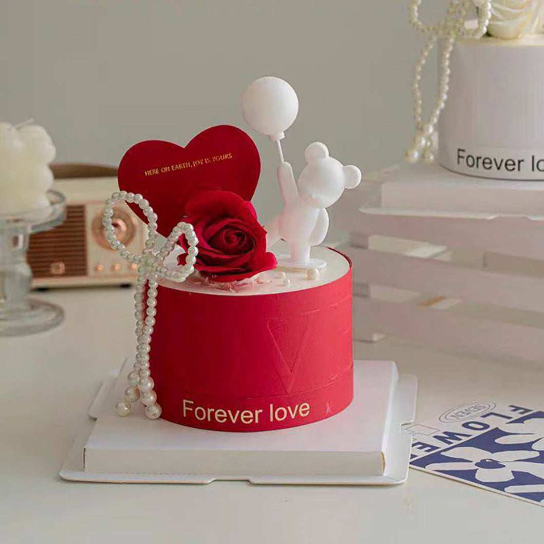 E23 Love Design Cake